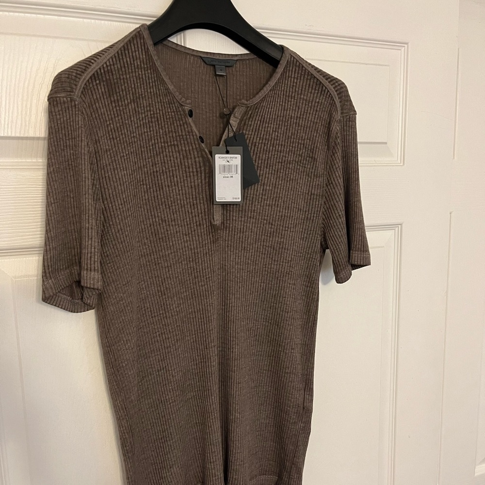 John Varvatos Brand New shorty sleeve 4 button Henley!!! Highest quality